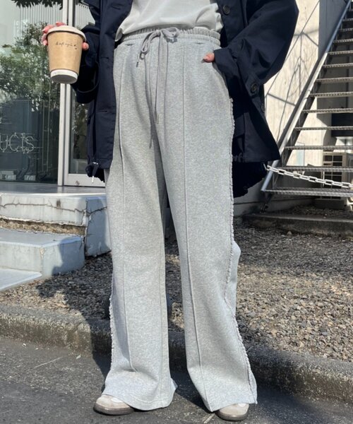 CIAOPANIC TYPY（チャオパニックティピー）の「フリンジ微フレアスウェットパンツ（その他パンツ・レディース・オフホワイト/グレー・ONE SIZE）」の19枚目の写真