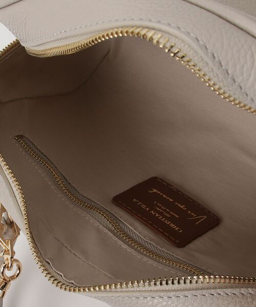 CHRISTIAN VILLA（クリスチャンヴィラ）の「【CHRISTIAN VILLA/クリスチャンヴィラ】 シュリンクレザー ミニボストン 2WAYショルダーバッグ（ボストンバッグ・レディース・ブラック/アイボリー/グレー・FREE）」の6枚目の写真