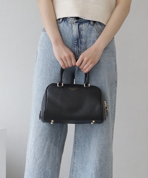 CHRISTIAN VILLA（クリスチャンヴィラ）の「【CHRISTIAN VILLA/クリスチャンヴィラ】 シュリンクレザー ミニボストン 2WAYショルダーバッグ（ボストンバッグ・レディース・ブラック/アイボリー/グレー・FREE）」の22枚目の写真