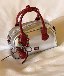 DEVICE（デバイス）の「モチーフチャーム付き シルバー ミニバッグ 韓国ファッション 2way shoulder bag 2ウェイショルダーバッグ ハンドバッグ トートバッグ 肩掛けバッグ クロスバッグ バッグ 韓国ストリート ストリートファッション Y2K（ショルダーバッグ）」