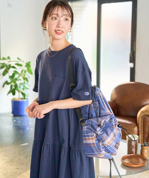 FREAK'S STORE(フリークスストア)の「限定展開 Champion × FREAK'S STORE/チャンピオン 別注 ティアード 切り替え ワンピース(ワンピース・レディース・杢グレー/オフホワイト/ネイビー/ベージュ/スミクロ/グリーン・MEDIUM/SMALL)」の18枚目の写真