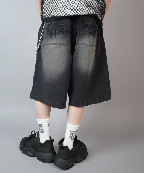 SPINNS(スピンズ)の「ヴィンテージライクダブルニーハーフパンツ/バックロゴ(その他パンツ・メンズ・ブラウン/ベージュ/ブラック・XL/L/M)」の15枚目の写真