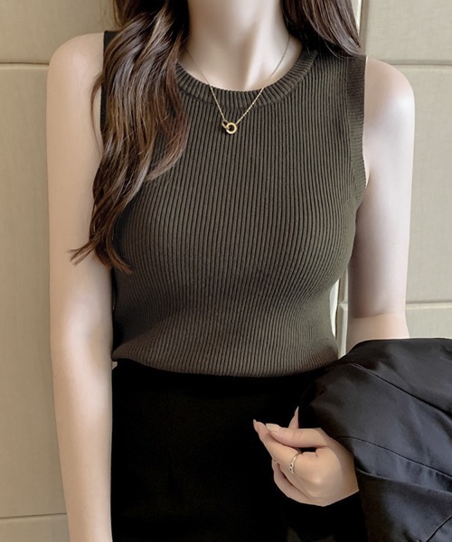 SallyLunn(サリーラン)の「【大人のきれい見え】リブハイネックノースリーブトップス(Tシャツ/カットソー・レディース・アイボリー/ブラック/ホワイト/ブラウン/ダークブラウン/ベージュ/ネイビー・FREE)」の9枚目の写真