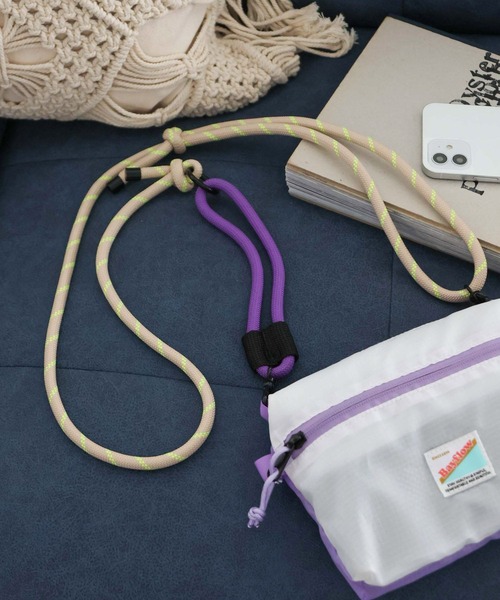 BAYFLOW（ベイフロー）の「BF3WAYストラップ（スマホグッズ・レディース・チャコール/ブラック/ベージュ・0）」の7枚目の写真