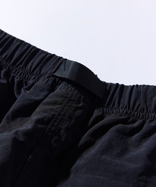 美品 GRAMICCI グラミチ フリークスストア ナイロン パンツ ブラック GRAMICCI(グラミチ) NYLON-FLEECE TRUCK PANTSナイロンフリース
