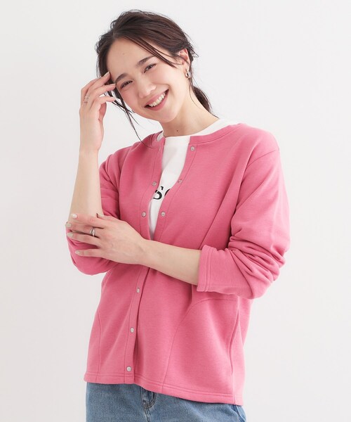 SHOO・LA・RUE（シューラルー）の「【洗える/S-LL】大人カジュアルコーデに ミニ裏毛スナップカーディガン（カーディガン/ボレロ・レディース・ライトグレー/ホワイト/ピンク系/チャコールグレー・01/04/03/02）」の5枚目の写真