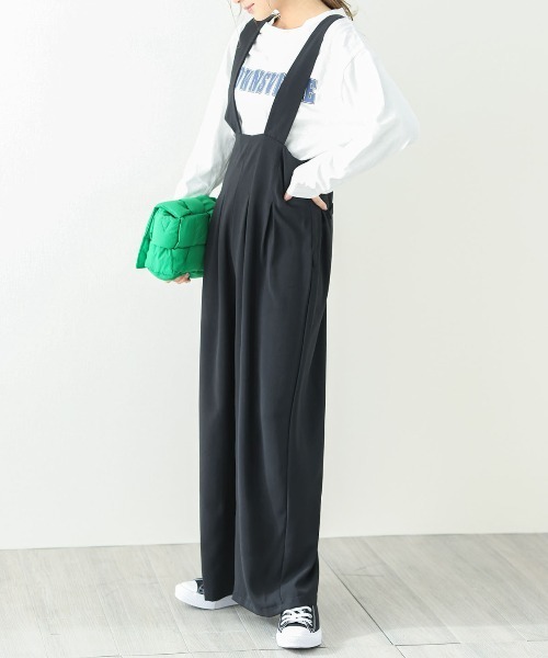 lesperance(レスぺランス)の「ワイドシルエットサロペット(サロペット/オーバーオール・レディース・ブラック/ベージュ/イエロー/ライトブラウン/モカ・M/L)」の2枚目の写真
