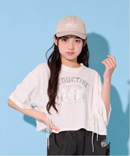 by LOVEiT（バイラビット）の「ドロストワイドTシャツ（Tシャツ/カットソー・キッズ・グレー系/オフホワイト/ピンク・150cm/160cm/120cm/140cm/130cm）」の2枚目の写真