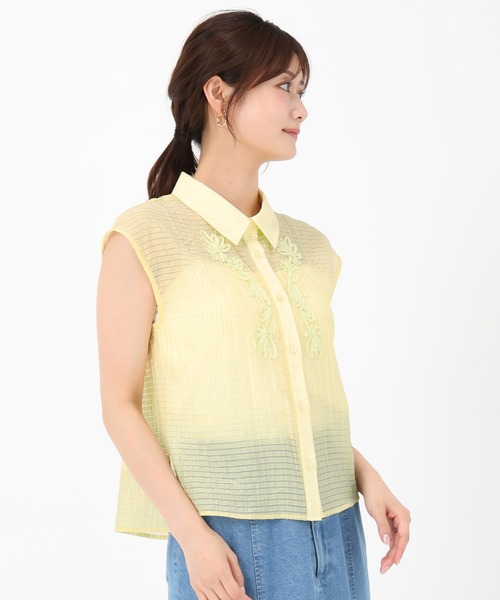 MISCH MASCH(ミッシュマッシュ)の「コード刺繍シャツブラウス(シャツ/ブラウス・レディース・ブラック/イエロー/ホワイト・フリ-)」の17枚目の写真