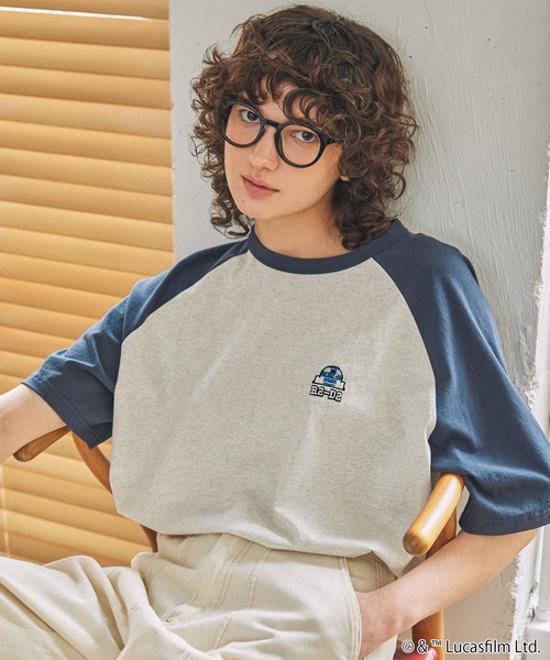 STAR WARS（スターウォーズ）の「STAR WARS / スター・ウォーズ / 別注 アソート グラフィックプリント 半袖Tシャツ（Tシャツ/カットソー・レディース・ネイビー/ブラック系/スミクロ・FREE）」の21枚目の写真