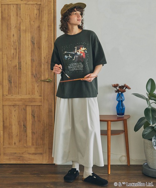 STAR WARS（スターウォーズ）の「STAR WARS / スター・ウォーズ / 別注 アソート グラフィックプリント 半袖Tシャツ（Tシャツ/カットソー・レディース・ネイビー/ブラック系/スミクロ・FREE）」の12枚目の写真