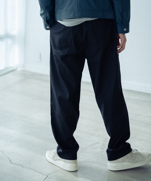 RATTLE TRAP（ラトルトラップ）の「【ハイパーストレッチ】 タックワイドテーパードイージーパンツ/チノパンツ（チノパンツ・メンズ・ブラック/ベージュ・M/L）」の10枚目の写真