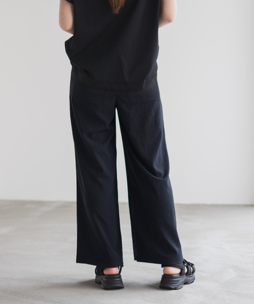 HusHusH（ハッシュアッシュ）の「HusHusH ワイドパンツ【楽チン キレイめ】（その他パンツ・レディース・グレイッシュベージュ/ブラック/ブルー・M/L）」の15枚目の写真