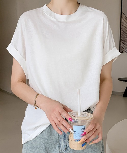 LOWO(ロワ)の「綿混プチハイネックカットソー(Tシャツ/カットソー・レディース・モカ/ホワイト/チャコールグレー/ブラック/アイボリー・FREE)」の2枚目の写真