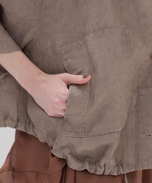 DRESSLAVE(ドレスレイブ)の「viscorse linen twill short jaclet(ヴィスコースリネンツイルショート丈ジャケット)(ブルゾン・レディース・ブラウン/ホワイト・38)」の7枚目の写真