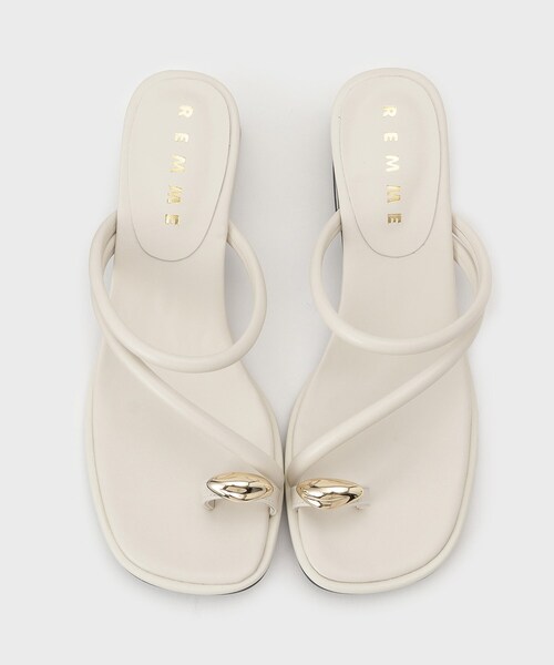 GALLEST（ギャレスト）の「【REMME】スクエアトゥサンダル（サンダル・レディース・オフホワイト/ブラック・40/35）」の6枚目の写真