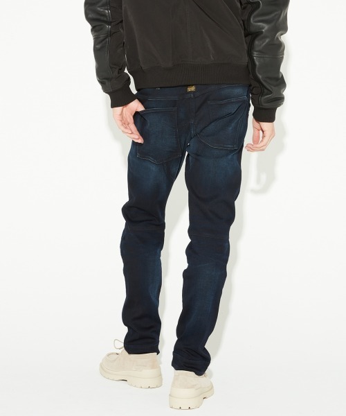 G-STAR（ジースター）の「【一部店舗限定】5620-R 3D SPORT TAPERED TRAINER/立体裁断スポーツテーパードトレイナージーンズ/バイカーディテールジョガーデニムパンツ（デニムパンツ・メンズ・ダークインディゴブルー・28/30/30/30/30/32/32/30/32/32/34/32）」の8枚目の写真