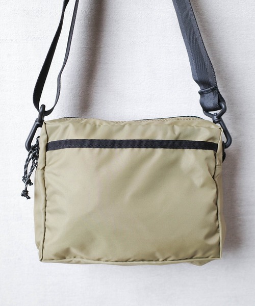 FREDRIK PACKERS(フレドリックパッカーズ)の「【FREDRIK PACKERS】210D ACCORD SHOULDER BAG <M> 210デニール アコード ショルダーバッグ Mサイズ(ショルダーバッグ・レディース・ブラック/ベージュ・MEDIUM)」の14枚目の写真