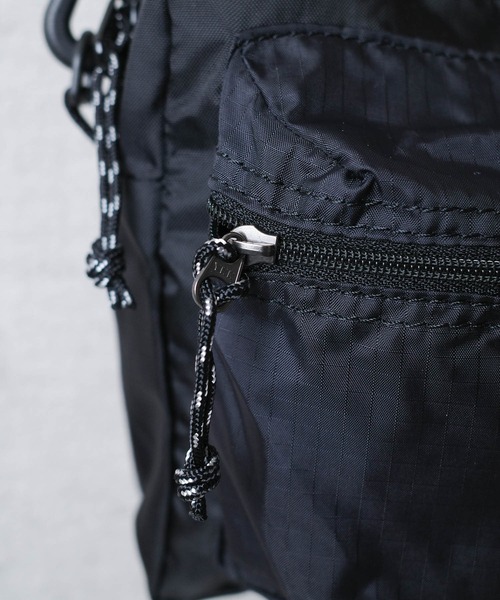 FREDRIK PACKERS(フレドリックパッカーズ)の「【FREDRIK PACKERS】210D ACCORD SHOULDER BAG <M> 210デニール アコード ショルダーバッグ Mサイズ(ショルダーバッグ・レディース・ブラック/ベージュ・MEDIUM)」の21枚目の写真