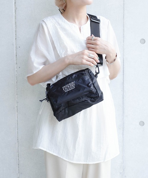 FREDRIK PACKERS(フレドリックパッカーズ)の「【FREDRIK PACKERS】210D ACCORD SHOULDER BAG <M> 210デニール アコード ショルダーバッグ Mサイズ(ショルダーバッグ・レディース・ブラック/ベージュ・MEDIUM)」の19枚目の写真