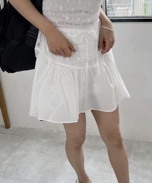 mebole（メボレ）の「リボンフレアミニスカート（スカート・レディース・ホワイト/ブラック・FREE）」の7枚目の写真