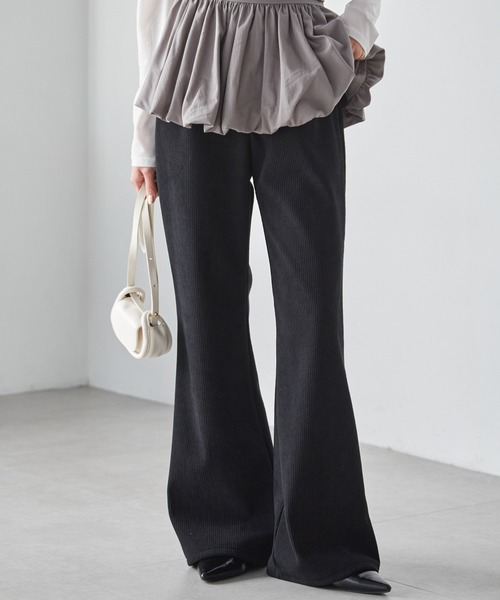 RANAN(ラナン)の「【S-LL展開】裏起毛ニットコールフレアパンツ(その他パンツ・レディース・グレイッシュベージュ/ブラック/アイボリー/グレー/ベージュ・S/M/L/LL)」の1枚目の写真