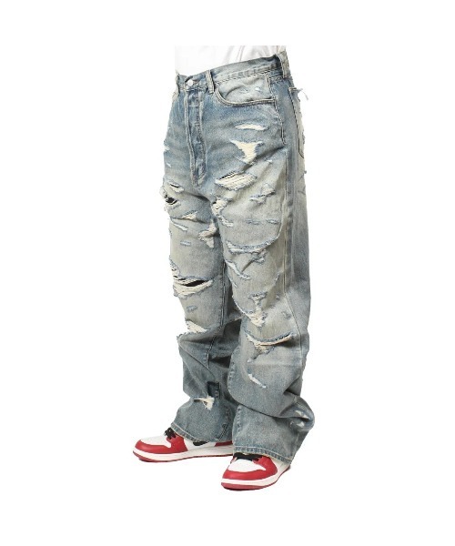 mnml/ULTRA BAGGY GASHED ダメージ デニム Ultra Baggy Chainstitch Denim - Light Blue | mnml | shop now