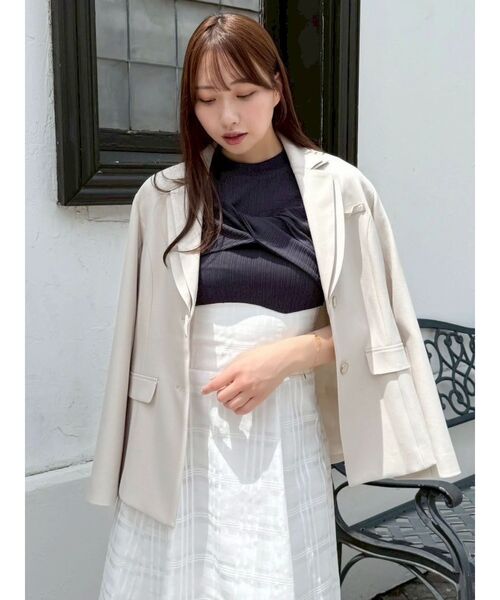 ダズリンテーラーシェイプロングジャケットベージュ新品未開封品 セール】ダブルカラーテーラージャケット（テーラードジャケット