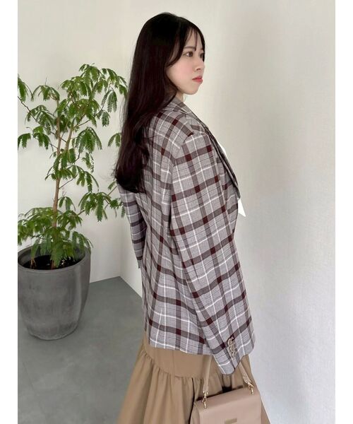 dazzlin（ダズリン）の「ダブルカラーテーラージャケット（テーラードジャケット・レディース・ブラウン/アイボリー/チャコールグレー/その他1・FREE）」の20枚目の写真