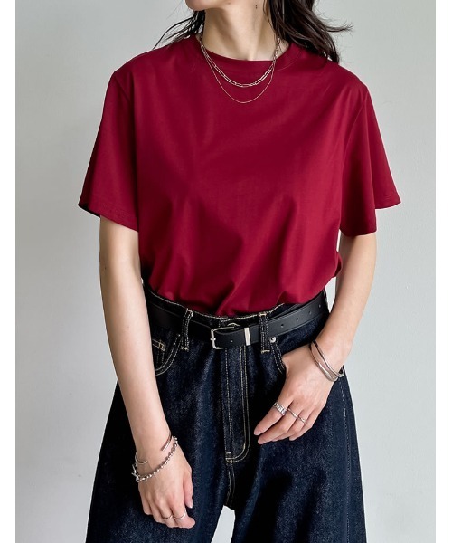 Re:EDIT（リエディ）の「[接触冷感]コットンブレンドスムース天竺ベーシックTシャツ（Tシャツ/カットソー・レディース・ブラック/グレイッシュベージュ/チャコールグレー/ホワイト/ボルドー/ワインレッド/ネイビー/ベージュ・MEDIUM/LARGE/X-LARGE）」の8枚目の写真