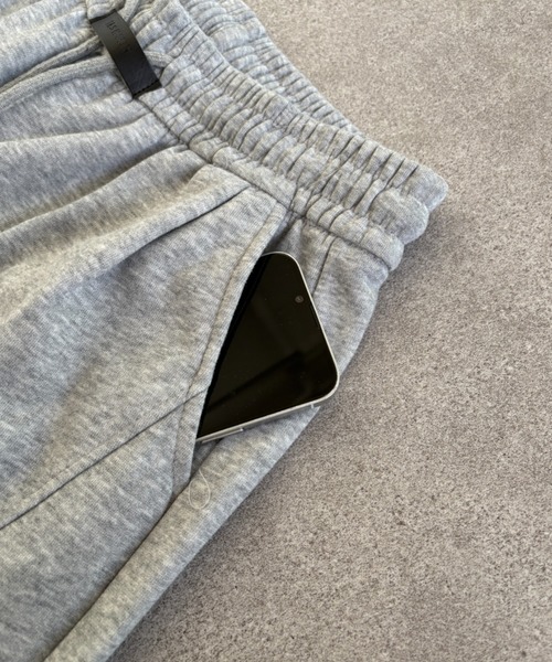 Teem Store(チームストア)の「ウエストタグデザインスウェットカーブパンツ(スウェットパンツ・レディース・オートミール/グレー/ブラック・M/L)」の13枚目の写真