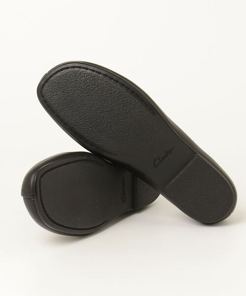 Clarks(クラークス)の「Livia Lily / リビアリリー(ブラックレザー)(パンプス・レディース・ブラック・UK4.5/UK4/UK3.5/UK6/UK5.5/UK5/UK3)」の8枚目の写真