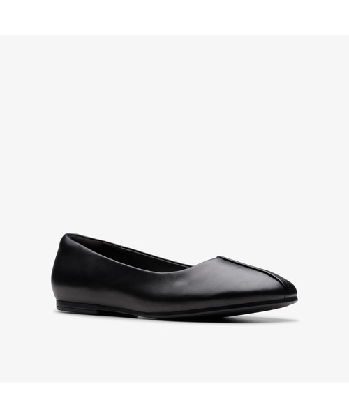 Clarks(クラークス)の「Livia Lily / リビアリリー(ブラックレザー)(パンプス・レディース・ブラック・UK4.5/UK4/UK3.5/UK6/UK5.5/UK5/UK3)」の4枚目の写真
