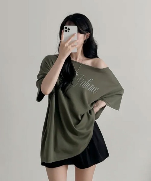 NANAHACHI(ナナハチ)の「2WAYオーバーサイズ半袖カットソー(Tシャツ/カットソー・レディース・カーキ/ネイビー/ライトグレー・FREE)」の10枚目の写真