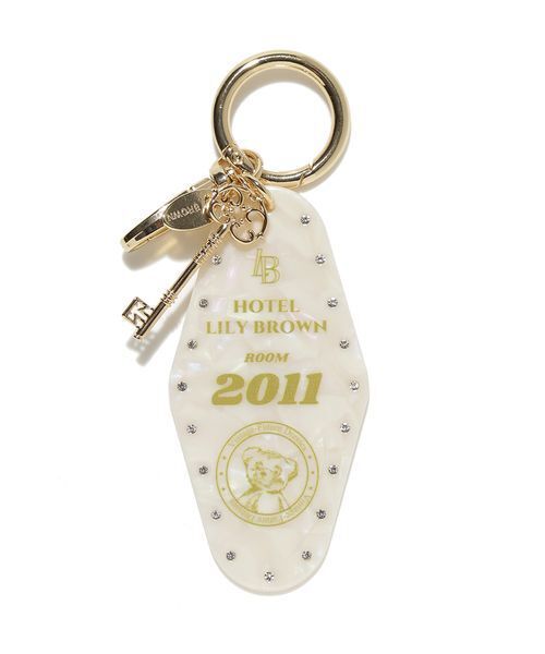 LILY BROWN（リリーブラウン）の「HOTELモチーフLily bearキーチャーム（キーケース/キーアクセサリー・レディース・マルチ/ホワイト/ピンク・F）」の4枚目の写真