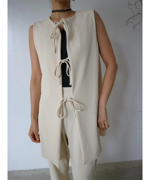 TRUNC（トランクエイティーエイト）の「Smooth Rib 2way Ribbon Tops（その他トップス・レディース・ブルー/ブラック/アイボリー・FREE）」の4枚目の写真