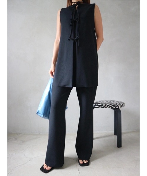 TRUNC（トランクエイティーエイト）の「Smooth Rib 2way Ribbon Tops（その他トップス・レディース・ブルー/ブラック/アイボリー・FREE）」の8枚目の写真