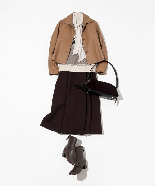 23区(ニジュウサンク)の「【見上愛さん着用/洗える】シアービエラ ボウタイ ブラウス(シャツ/ブラウス・レディース・ブラック系/ダルブルー系/アイボリー系・38)」の22枚目の写真