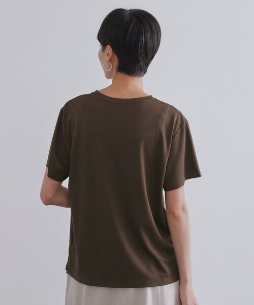 OPAQUE.CLIP(オペークドットクリップ)の「メタリック刺繍ロゴTシャツ【接触冷感/洗濯機洗い可】(Tシャツ/カットソー・レディース・ブラック/ブラウン系その他/ホワイト・38/40)」の18枚目の写真