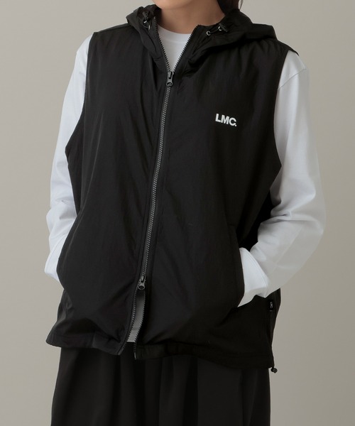 LMCの「LMC/OG フードベスト(ナイロンジャケット・レディース・ブラック/グレー・SMALL/LARGE/MEDIUM)」の1枚目の写真