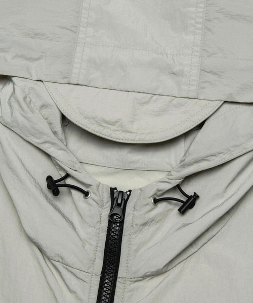 LMCの「LMC/OG フードベスト(ナイロンジャケット・レディース・ブラック/グレー・SMALL/LARGE/MEDIUM)」の17枚目の写真