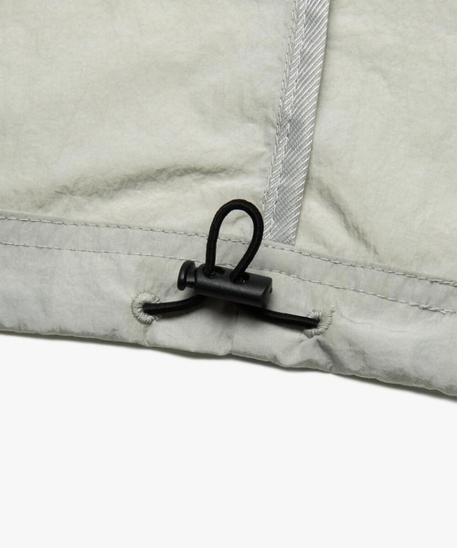 LMCの「LMC/OG フードベスト(ナイロンジャケット・レディース・ブラック/グレー・SMALL/LARGE/MEDIUM)」の16枚目の写真