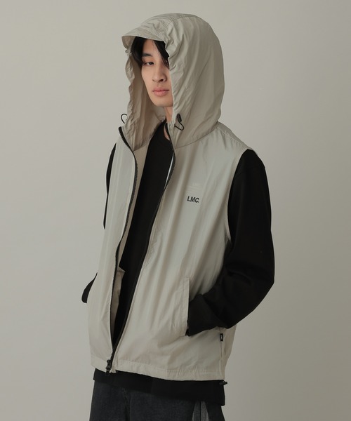 LMCの「LMC/OG フードベスト(ナイロンジャケット・レディース・ブラック/グレー・SMALL/LARGE/MEDIUM)」の7枚目の写真