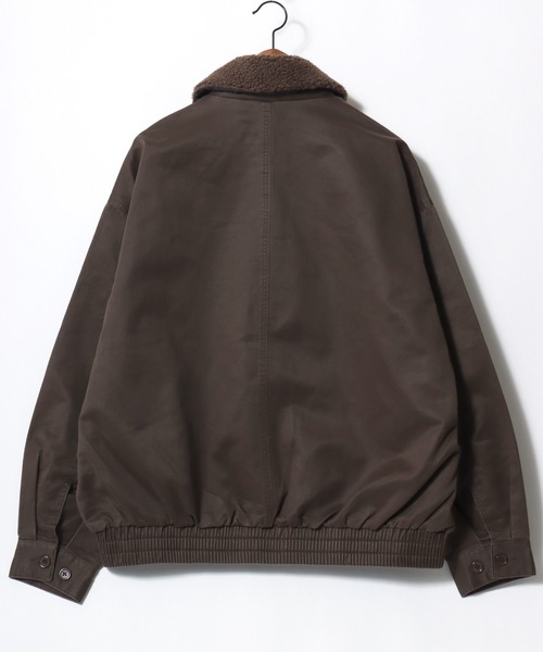 Lazar（ラザル）の「A-2 Flight Jacket/オーバーサイズ 襟ボア フライトジャケット/ブルゾン/レディース メンズ（ブルゾン・メンズ・ブラウン/ブラック・L/LL/M）」の8枚目の写真