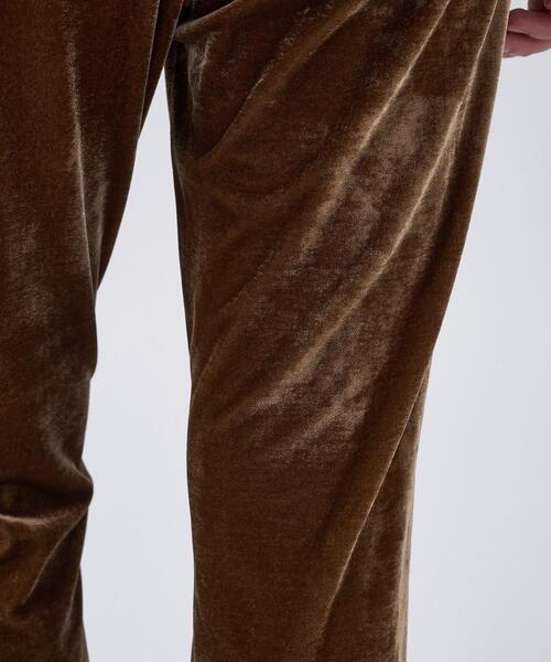 cloenc(クロエンス)の「【手洗い可】ベロアセミフレアパンツ(その他パンツ・レディース・ブラック/ブラウン系・02/01)」の9枚目の写真