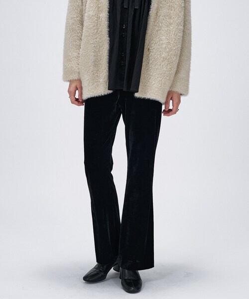 cloenc(クロエンス)の「【手洗い可】ベロアセミフレアパンツ(その他パンツ・レディース・ブラック/ブラウン系・02/01)」の13枚目の写真