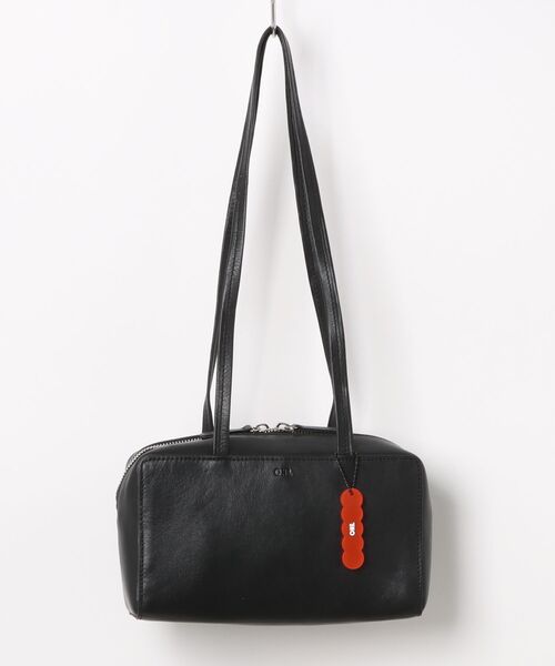 B.I.D.(ビーアイディー)の「【ONE./ワンドット】レザースクエアミニボストンBAG / ONE-008(ボストンバッグ・レディース・ブラック・FREE)」の1枚目の写真