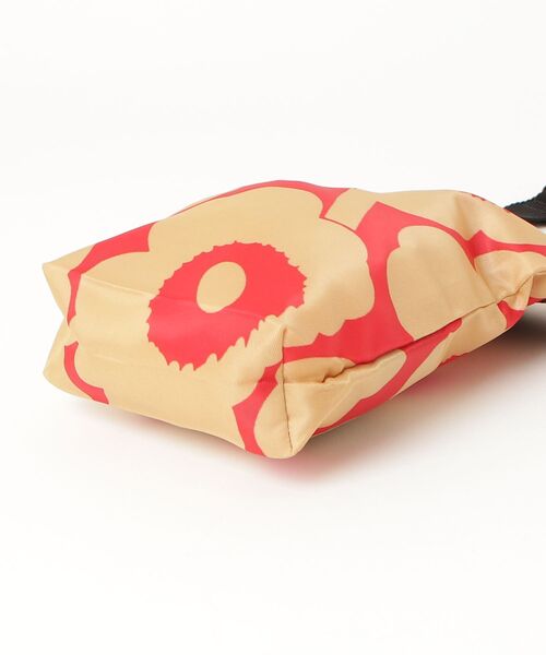 marimekko(マリメッコ)の「Unikko / Neat Phone Pocket shoulder bag(ショルダーバッグ・レディース・レッド系その他・FREE)」の4枚目の写真