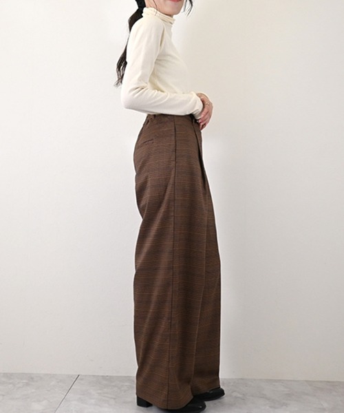 STYLEBLOCK（スタイルブロック）の「先染めチェックタックパンツ（その他パンツ・レディース・ベージュ/ブラウン・M）」の6枚目の写真