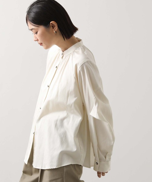 Gready Brilliant（グレディブリリアン）の「マルチフリルカラーブラウス（シャツ/ブラウス・レディース・オフホワイト/ブルー・FREE）」の7枚目の写真